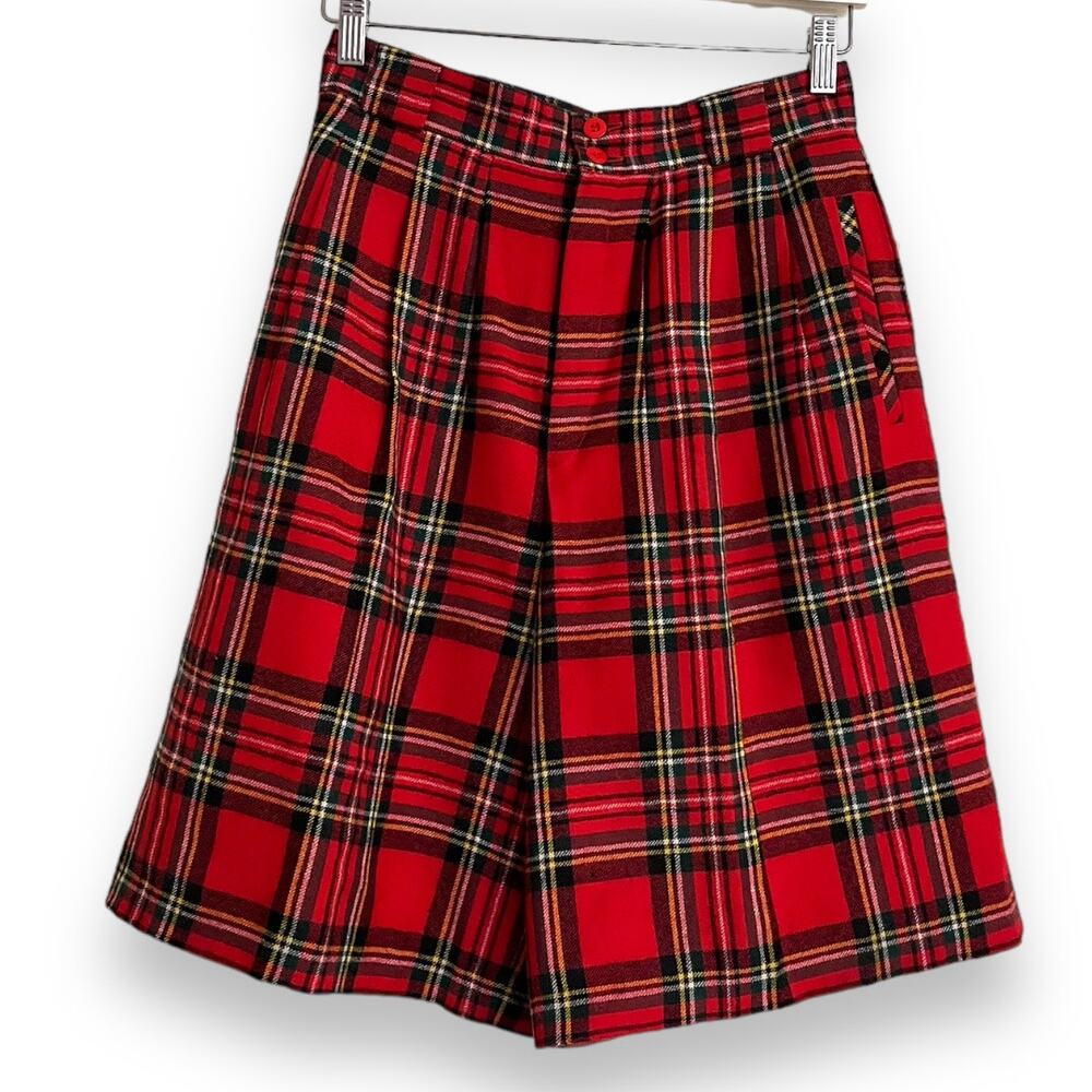Vintage 100% Wool Red High Waisted Wide Leg Pleated Front Shorts Women's Size S